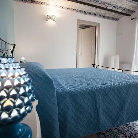 Palazzo Pagliaro Guest house *