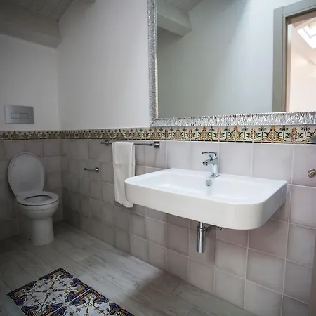 Palazzo Pagliaro 3* Santo Stefano di Camastra