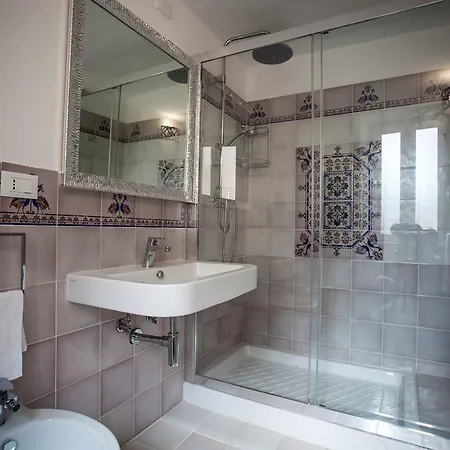 Palazzo Pagliaro Guest house