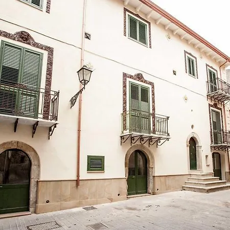 بيت ضيافة Palazzo Pagliaro